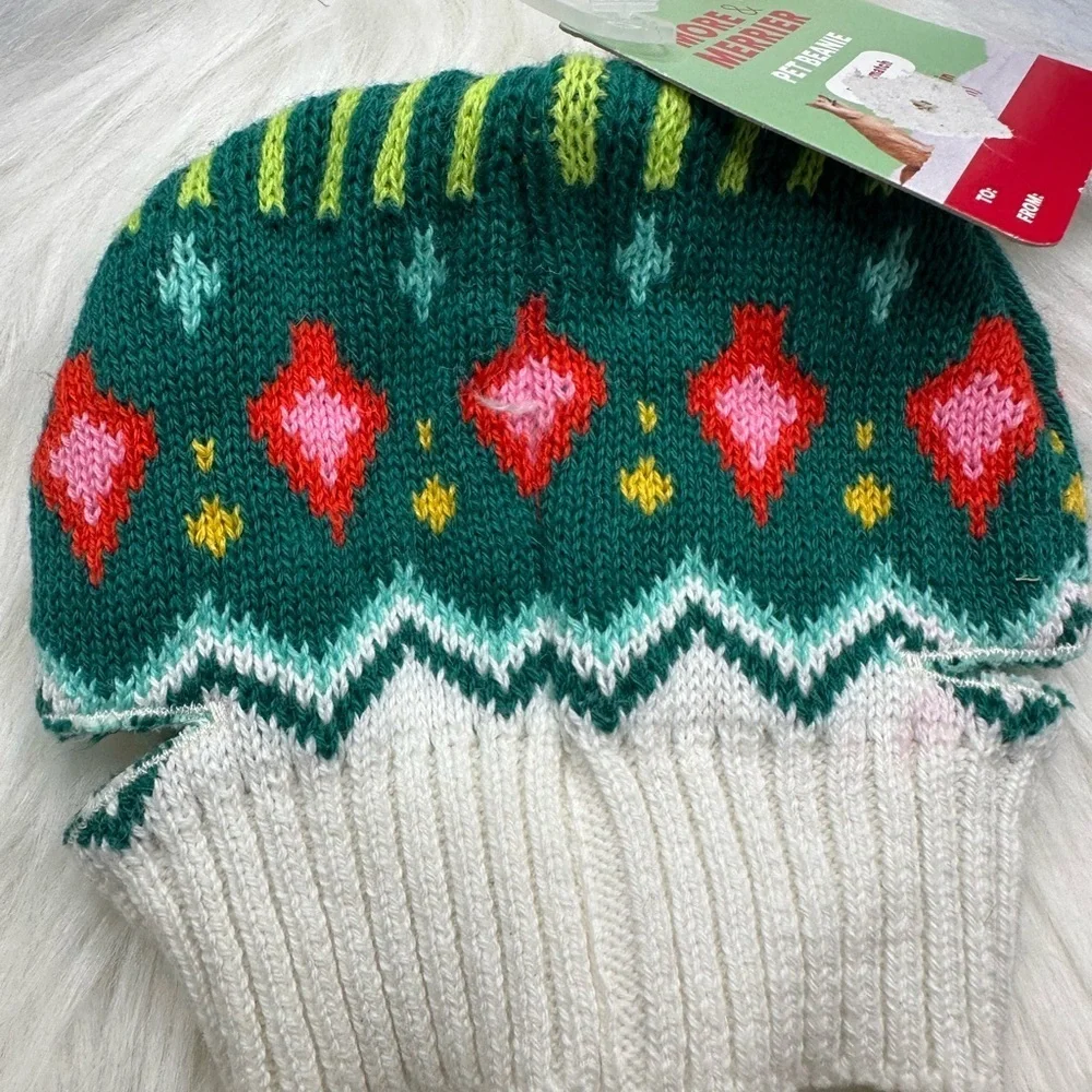 🩷5/$10 PET Festive Knit Hat - Green and White